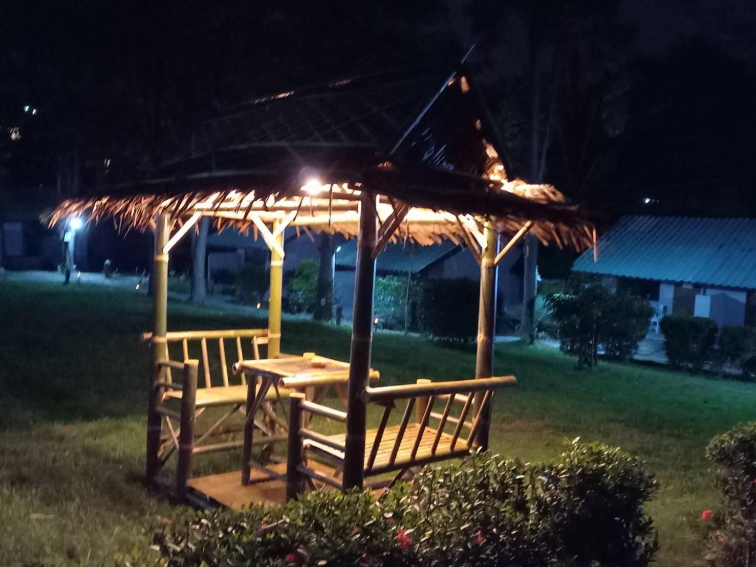 Siam Flora Resort Ko Lanta Eksteriør billede